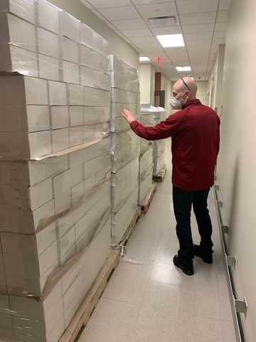 Mike Schueller with storage at SHL Mike Schueller with storage at SHL
