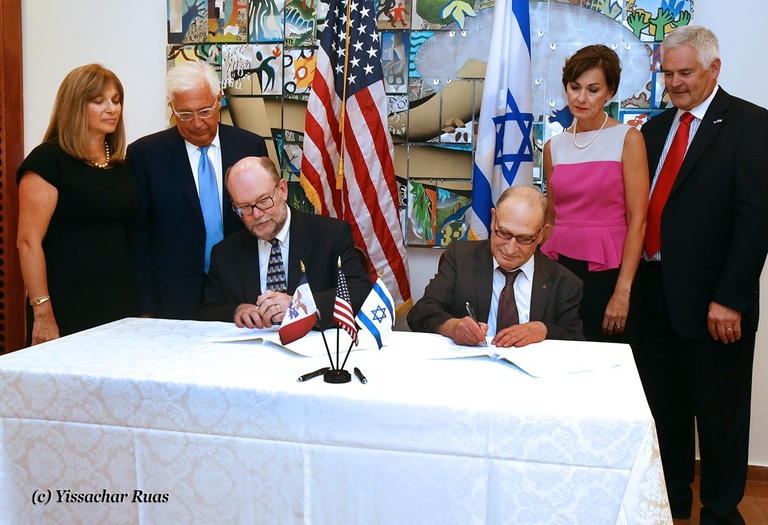 Dan Reed signs Memorandum of Understanding with Tel Aviv University