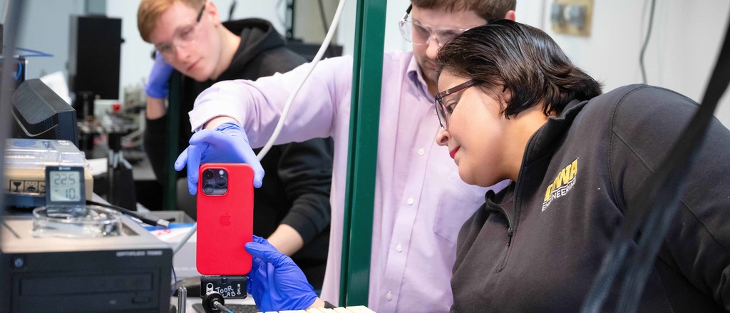 Researchers at the Toor Lab