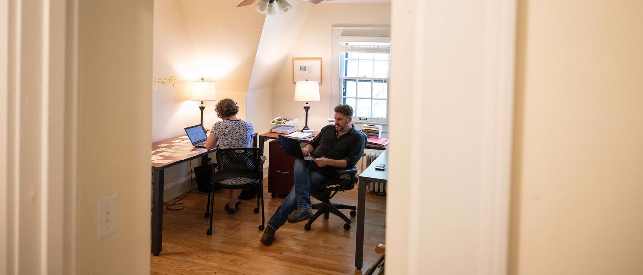 Obermann Center for Advanced Studies, scholars in residence